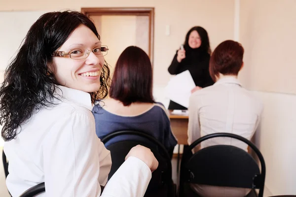 Studenten in einem Hörsaal — Stockfoto