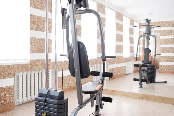 Gym apparatuur objecten — Stockfoto