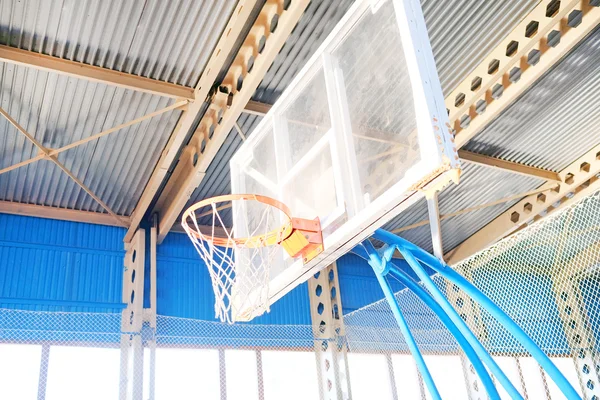 Basketbal bord mand — Stockfoto