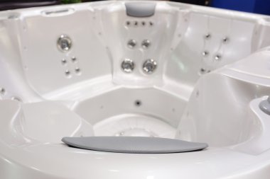 Modern beyaz Jakuzi