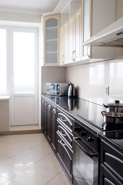 Interior de una cocina moderna — Foto de Stock