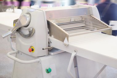 Fırın ekmek üretim hattında