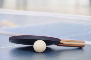 Raket Tenis ve top için