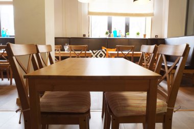 Bir restoranın içinde.