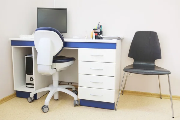 Doctor's room with computer — Stock Photo, Image