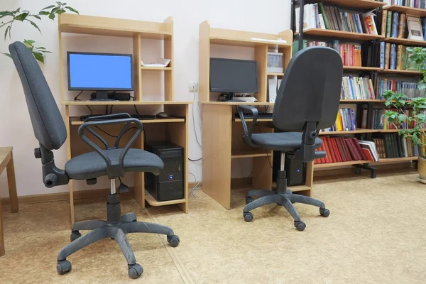 Interior de uma sala de aula de informática — Fotografia de Stock