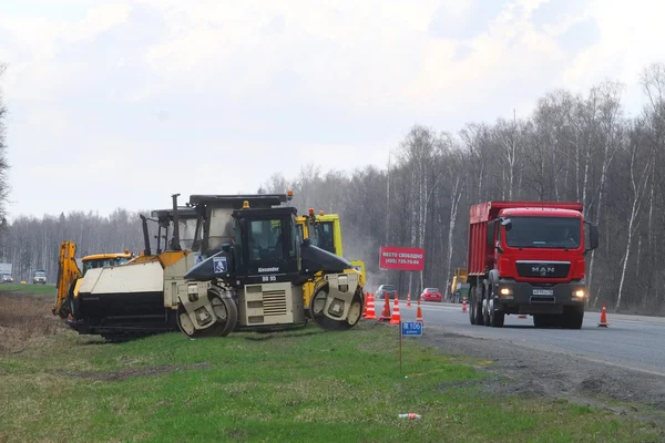 Reparaturarbeiten an der Straße — Stockfoto