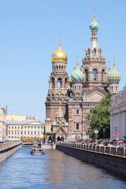 Kurtarıcı Kilisesi dökülen kanların üzerinde