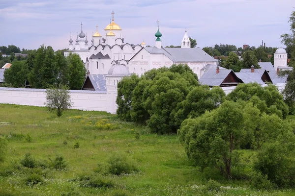 Pokrovsky Monastery in Suzdal — Stock Photo, Image