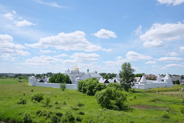 Mosteiro de pokrovsky em suzdal — Fotografia de Stock