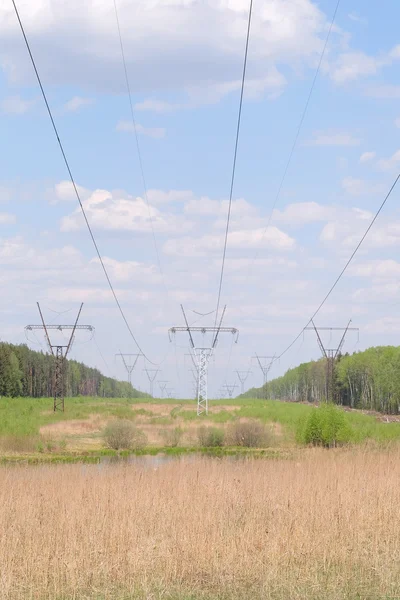 Electricity Pilons in the Countryside — Φωτογραφία Αρχείου