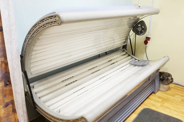 Tanning bed in a salon — Stock Photo, Image