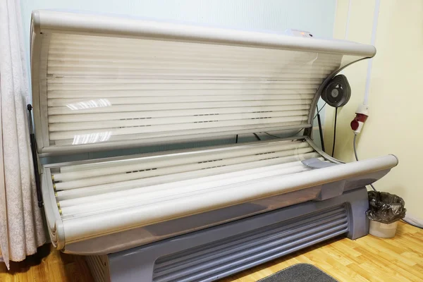 Tanning bed in a beauty salon — Stock Photo, Image