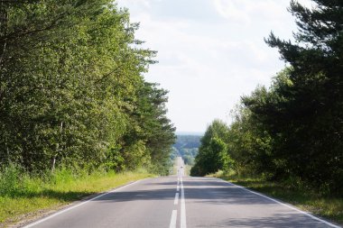 ülkede yol ile peyzaj