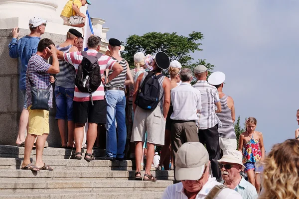 Sevastopol filosu gün sırasında vatandaşlar — Stok fotoğraf