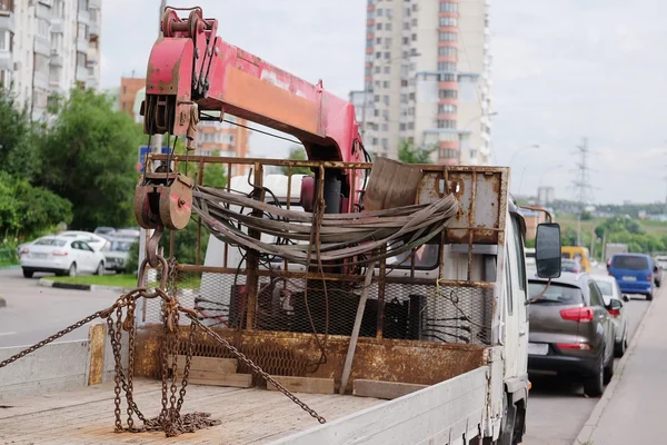 LKW auf dem Parkplatz — Stockfoto