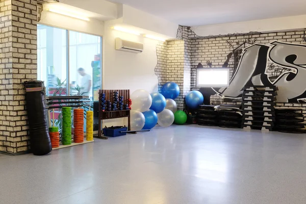 Interieur van een fitnessruimte — Stockfoto