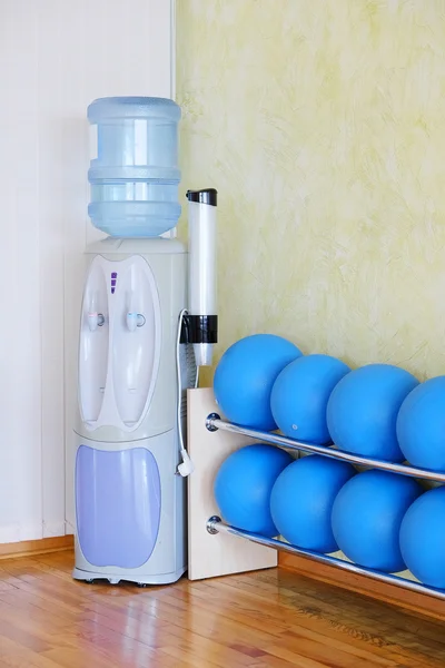 Interieur van een fitnessruimte — Stockfoto