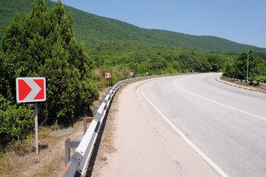 Bir dağ yolu görüntü ile manzara