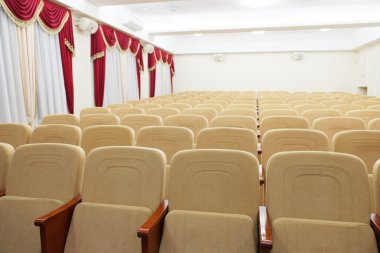 bir konferans salonu iç