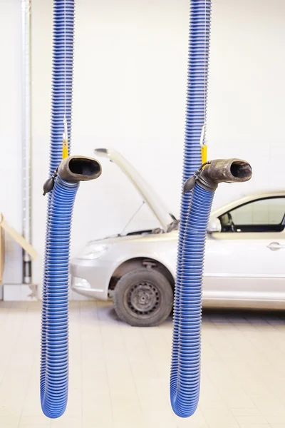 Interior of a car repair station — Stock Photo, Image