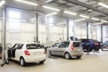 araç onarım istasyonu