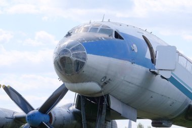 görüntü izole bir yolcu uçağı