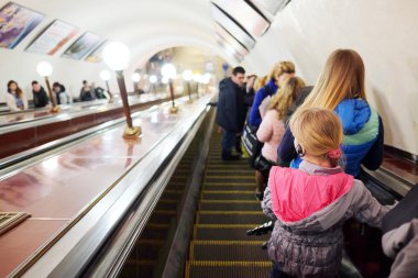 Moskova metrosu ilk satırı