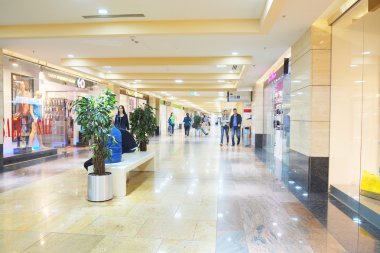 Alışveriş Merkezi 
