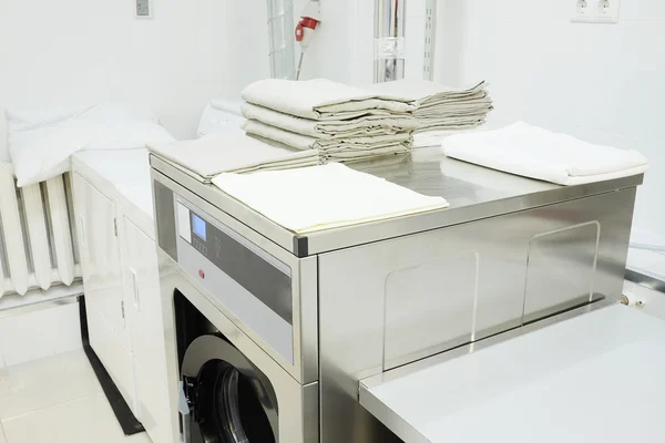 Washing machine with a towel — Stock Photo, Image