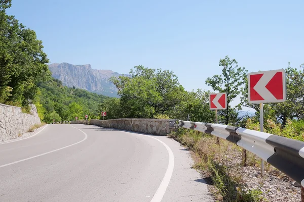 Strada di montagna — Foto Stock