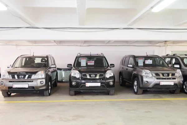 Showroom in einem Autohaus — Stockfoto