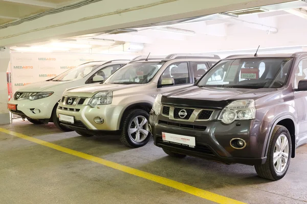 Showroom in a car dealer  center — Stock Photo, Image