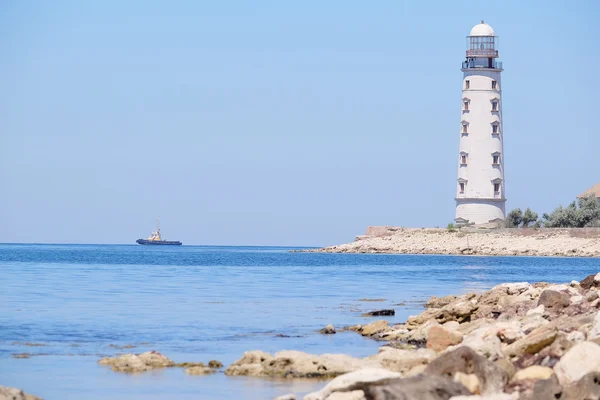 Paisaje marino con la imagen de un faro — Foto de Stock