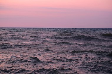 fırtınalı denizde