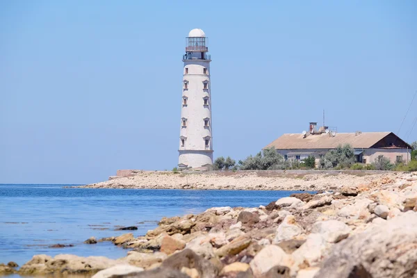 Paisaje marino con la imagen de un faro — Foto de Stock