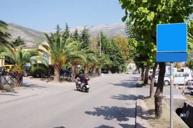 Budva sokaklarında bir kadife sezon