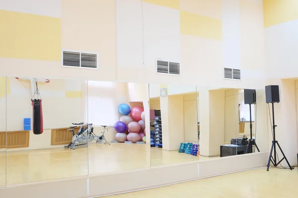 Interior de un gimnasio —  Fotos de Stock