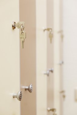 Pelerin odasında kapalı kapılar