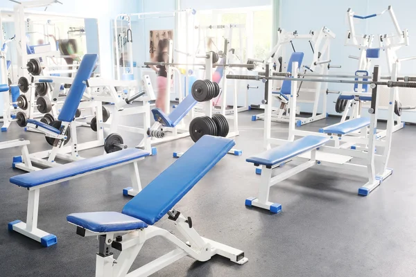 Interno di una sala fitness — Foto Stock