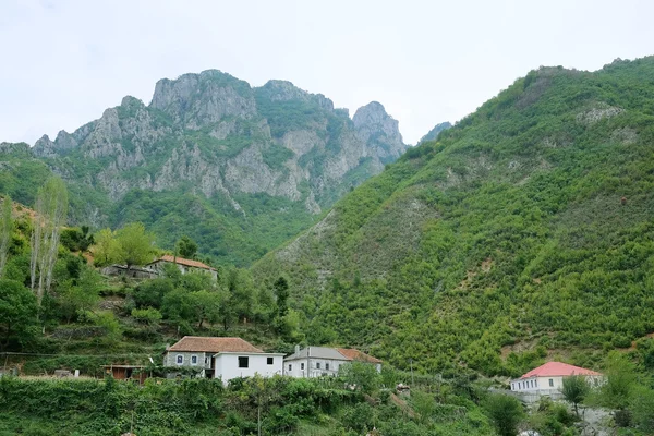 Montanhas em albania — Fotografia de Stock