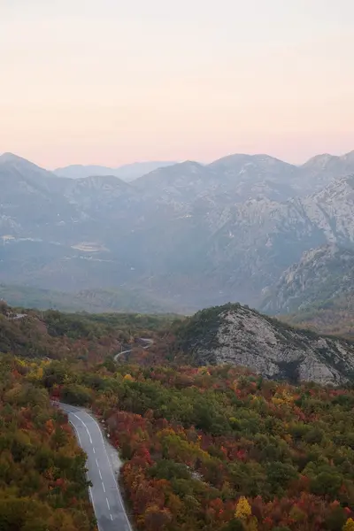 Bilden av bergen i Montenegro — Stockfoto