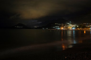 Bir gece Bar görüntü ile manzara