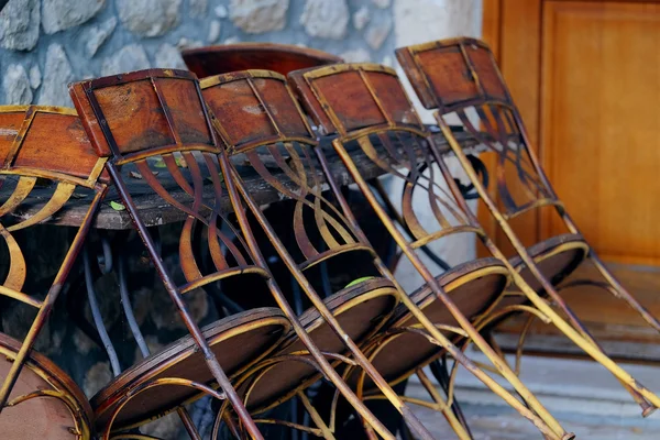 Mesa em um café de rua — Fotografia de Stock