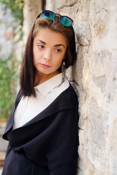 Retrato de una joven — Foto de Stock