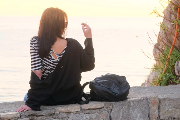 Portrait of a young girl — Stock Photo, Image