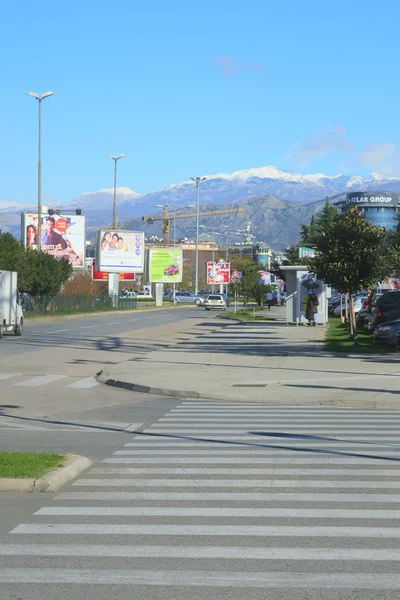 Cetinjski poner la calle —  Fotos de Stock