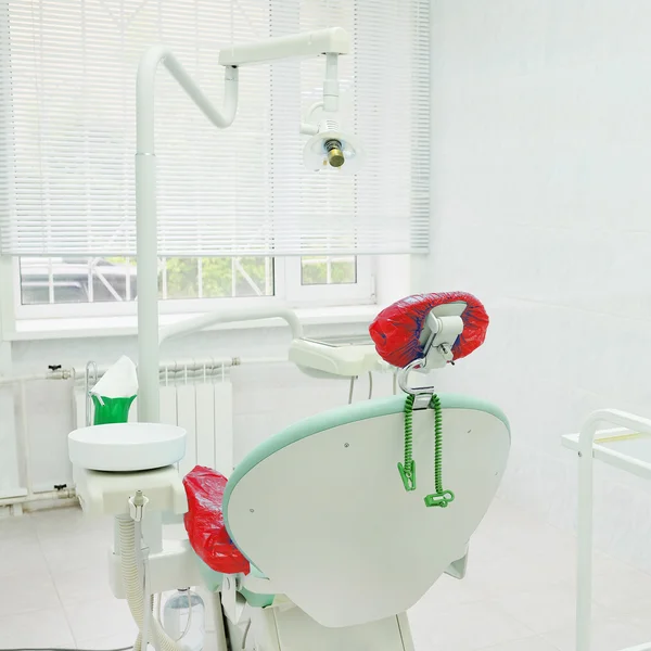 Interno di un moderno studio dentistico — Foto Stock