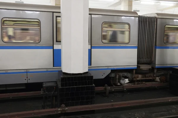 Interno di una stazione della metropolitana — Foto Stock