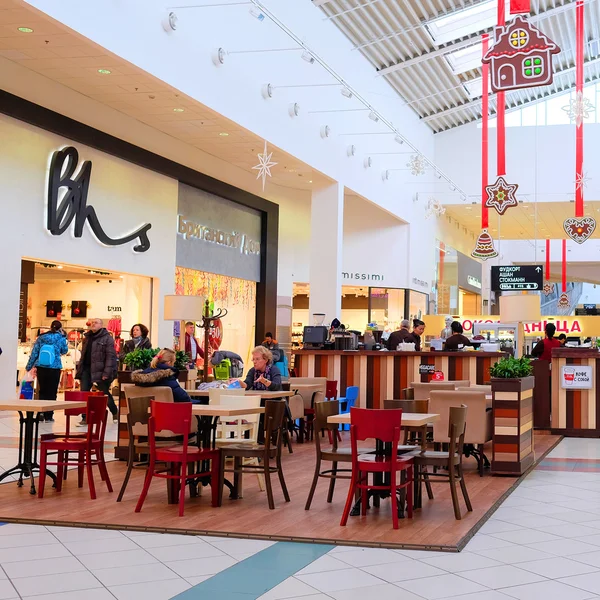 Café en el centro comercial Mega — Foto de Stock